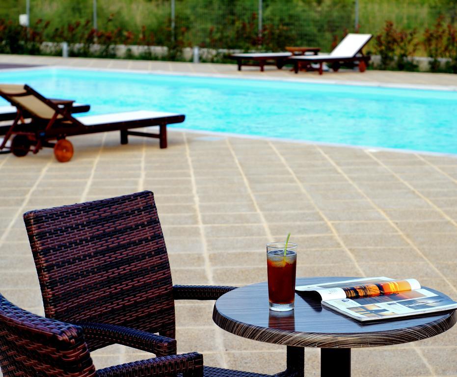 Aparthotel Cavos Fokidos Chiliadou  Exterior foto
