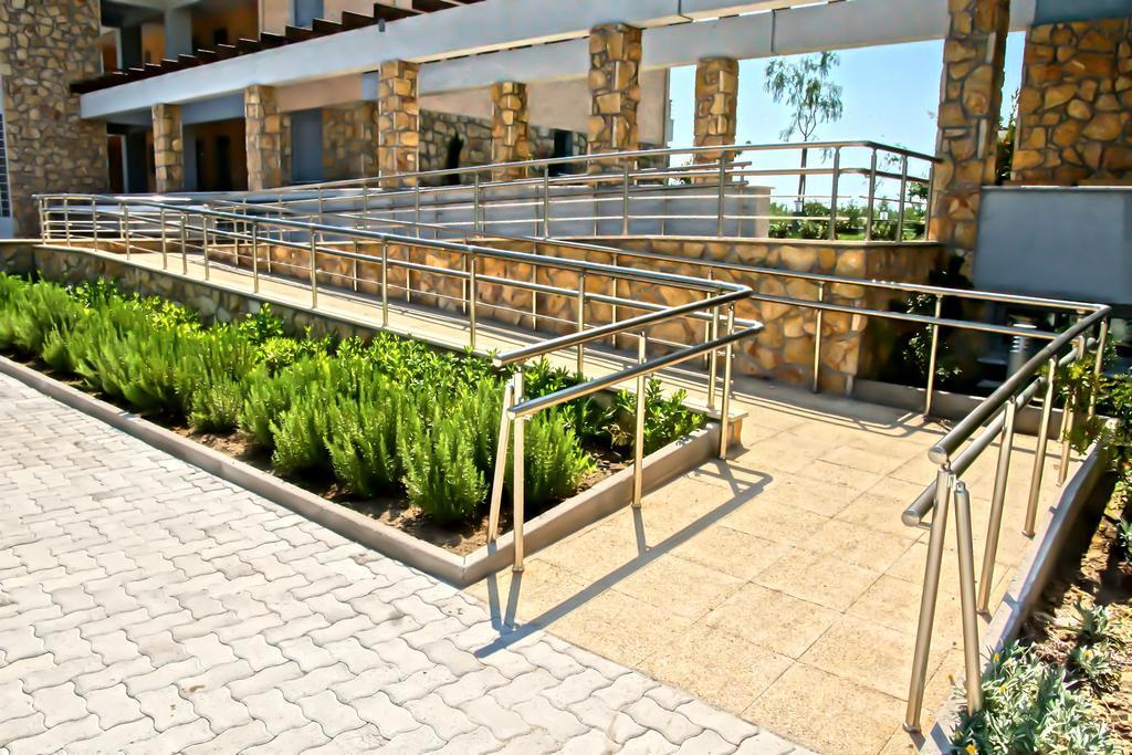 Aparthotel Cavos Fokidos Chiliadou  Exterior foto
