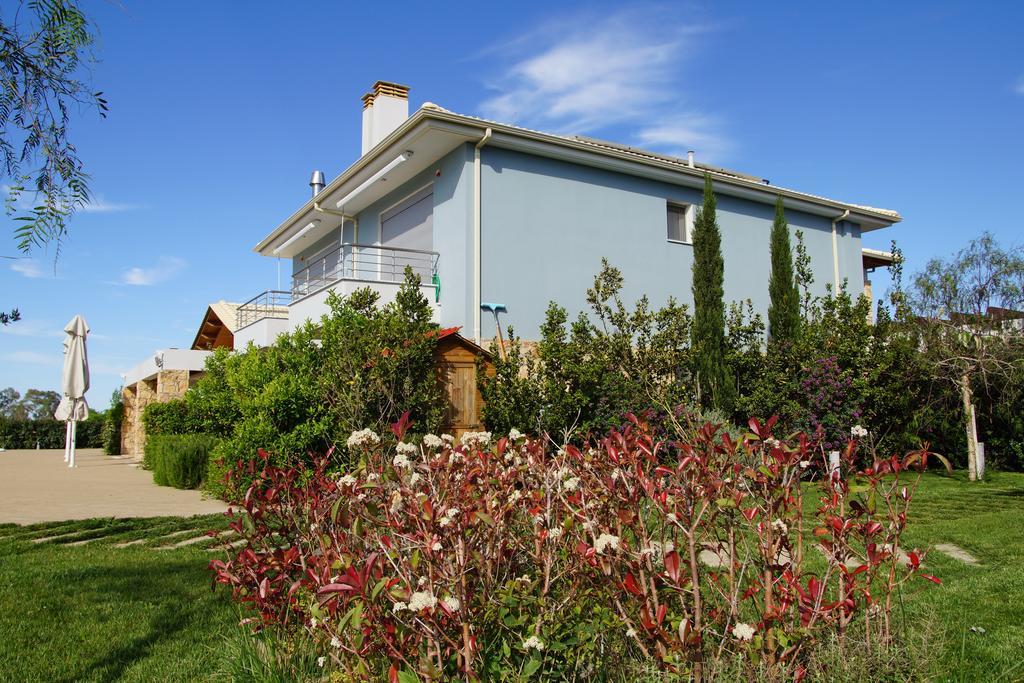 Aparthotel Cavos Fokidos Chiliadou  Exterior foto